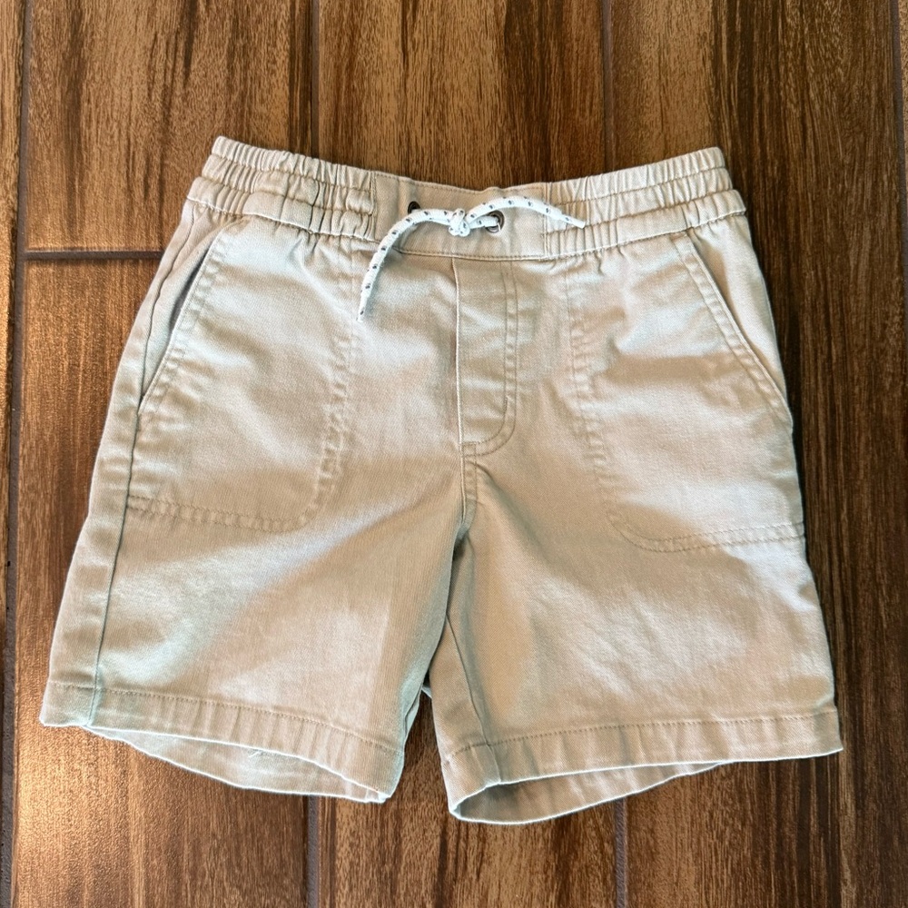 Janie and Jack Light Khaki Boys Shorts - size 6